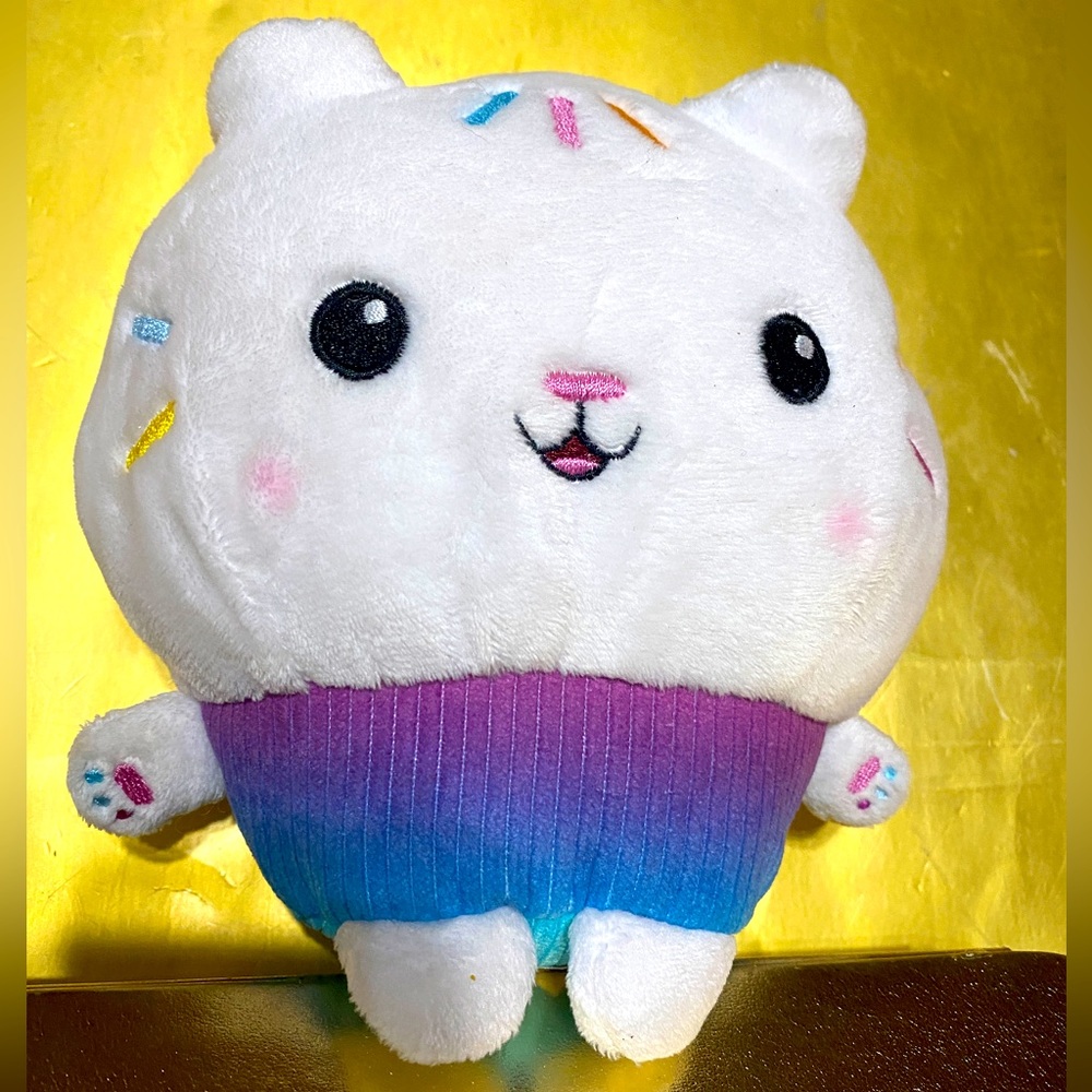 DREAMWORKS GABBYS DOLL HOUSE CAKEY CAT PURR-IFIC PLUSH WHITE & RAINBOW PLUSH